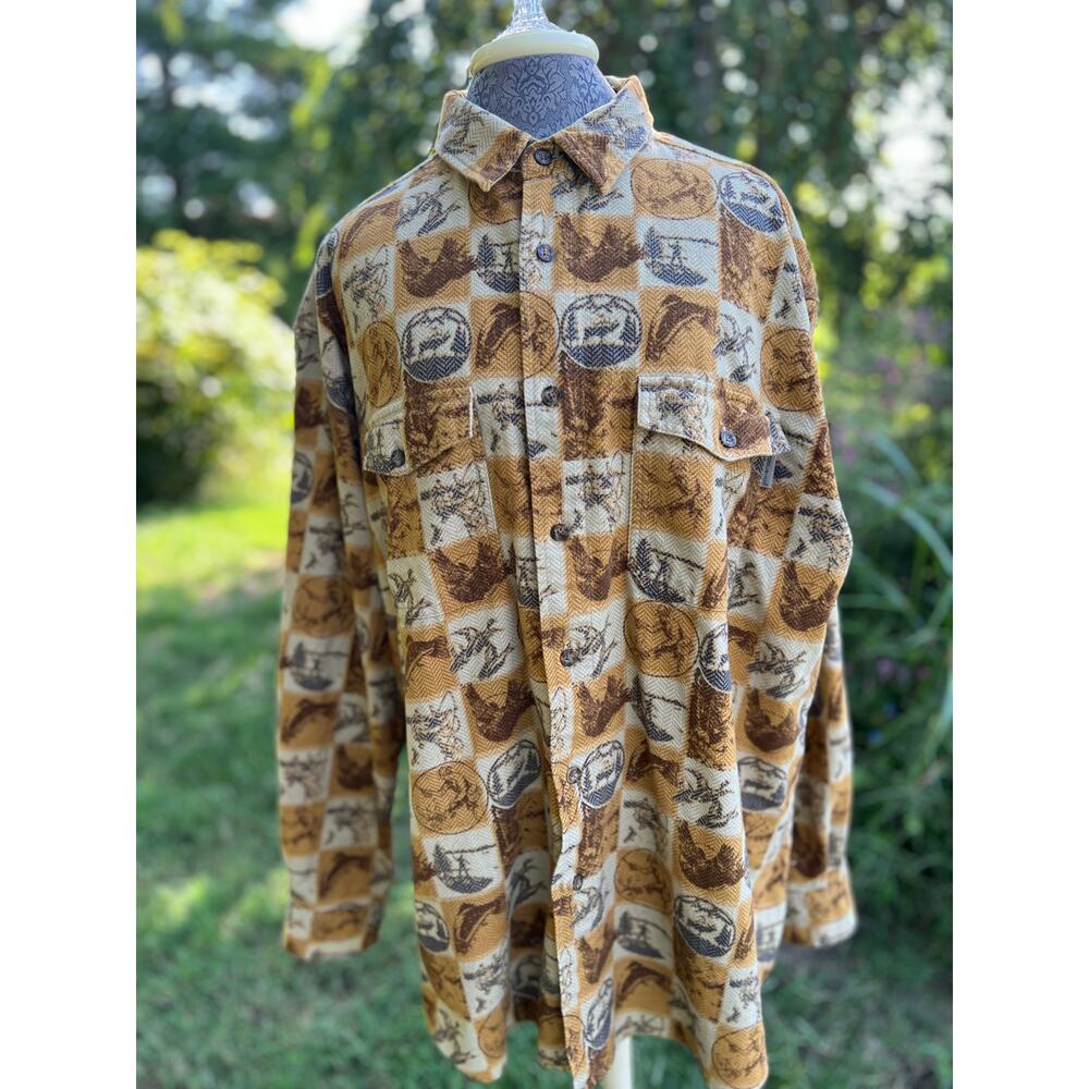 Vintage Woolrich men's chamois brown and mustard animal print button up size XL